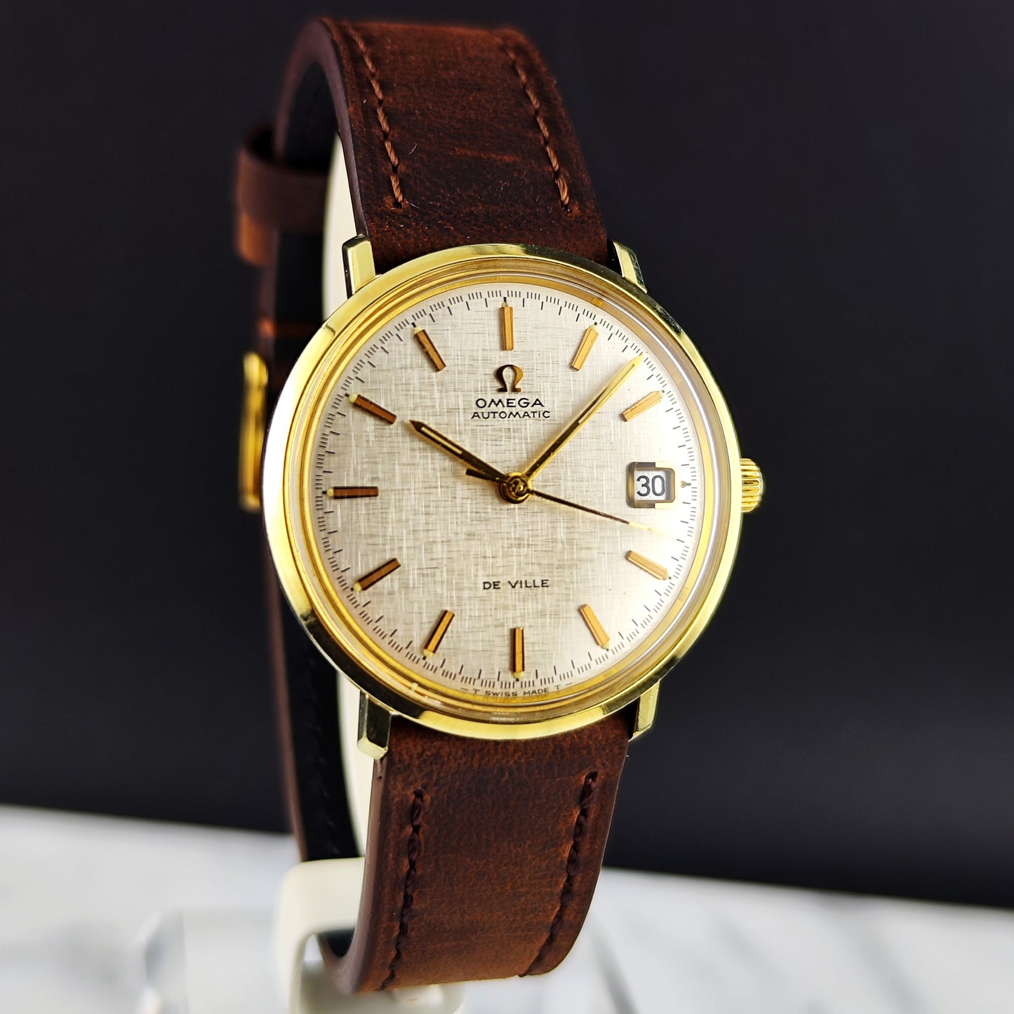 Omega De Ville Automatic Gold Rare White Linen Dial 1970 [REF. 166.033]