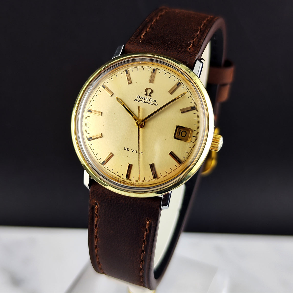 OMEGA De Ville Automatic Gold Dial Date 1970 [REF. 166.033]
