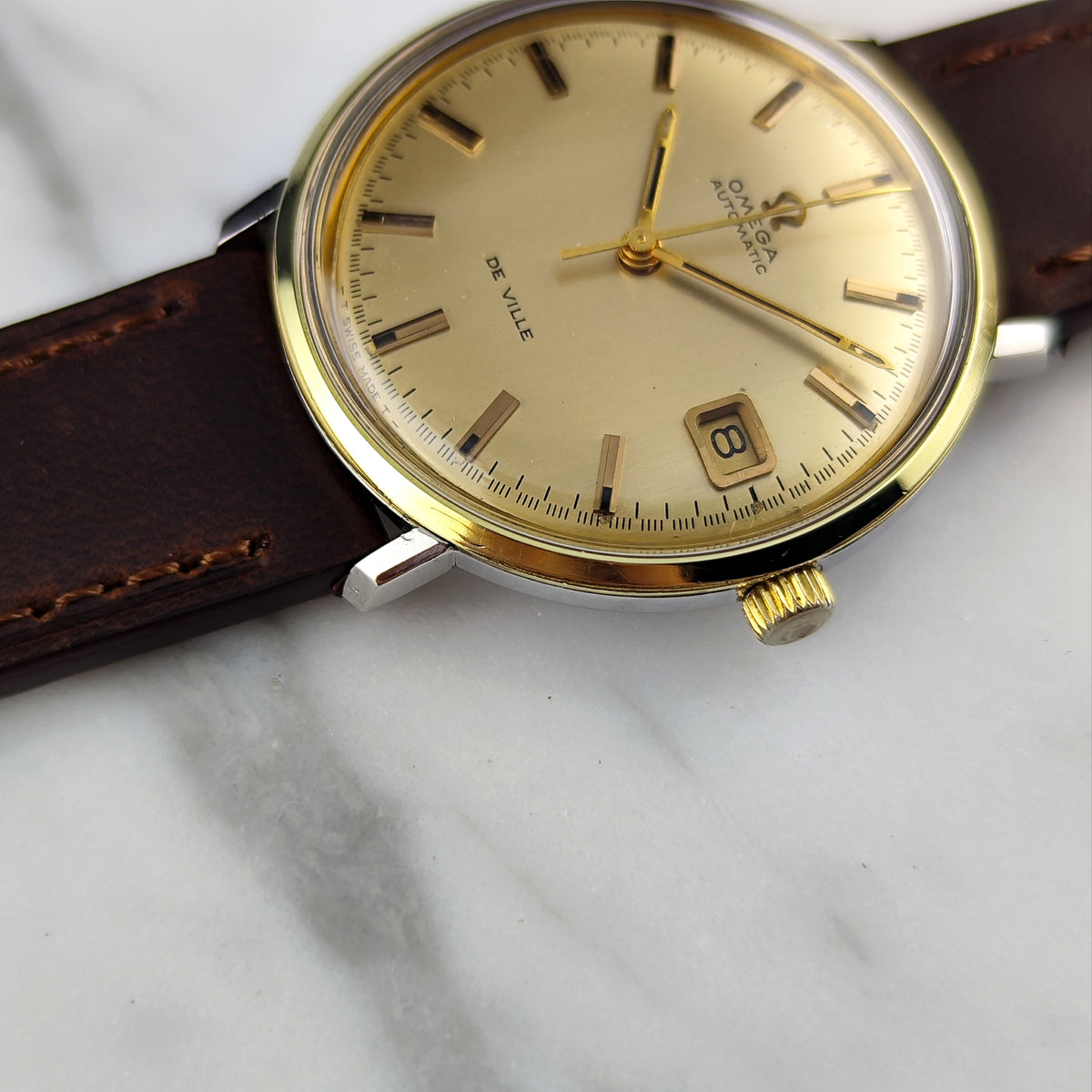 OMEGA De Ville Automatic Gold Dial Date 1970 [REF. 166.033]
