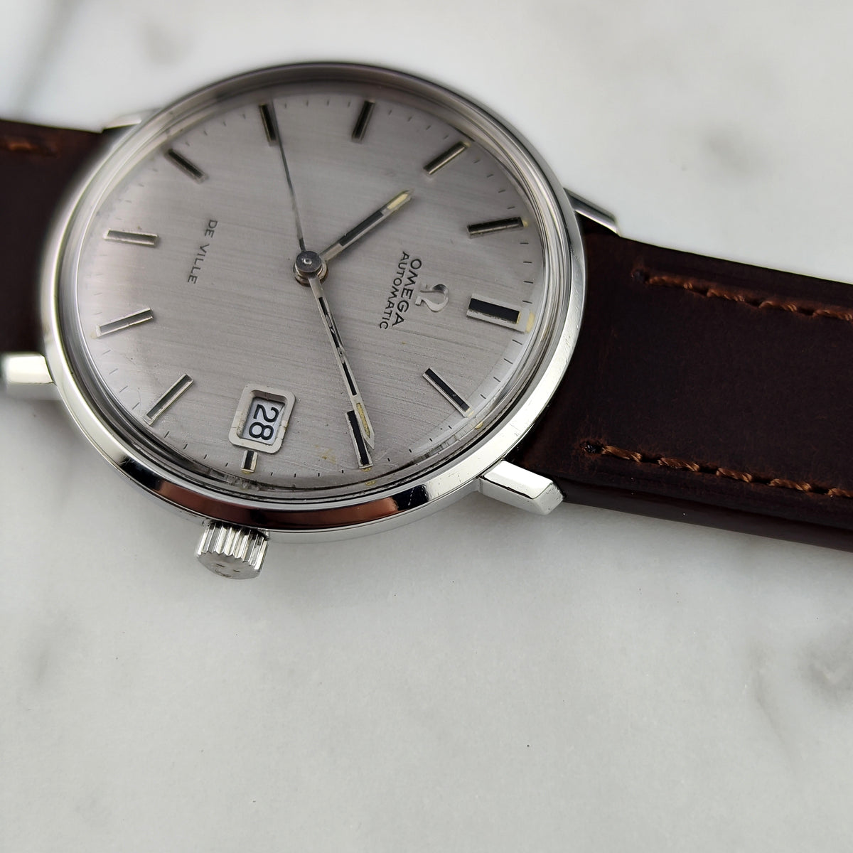 OMEGA De Ville Automatic Silver/Grey Linen Dial Date 1970 [REF. 166.033]