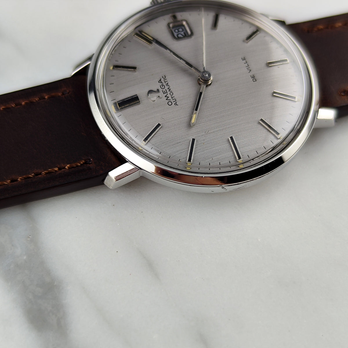 OMEGA De Ville Automatic Silver/Grey Linen Dial Date 1970 [REF. 166.033]