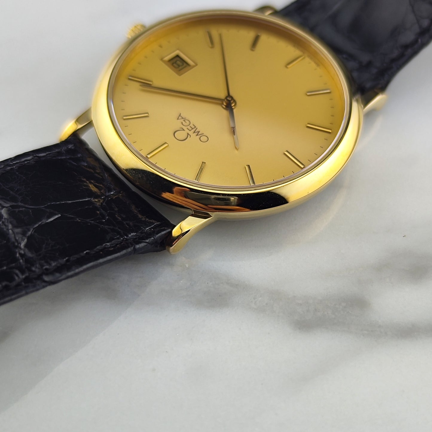 OMEGA De Ville Gold Date Quartz Mint+ with Original Box [REF. 196.0312]