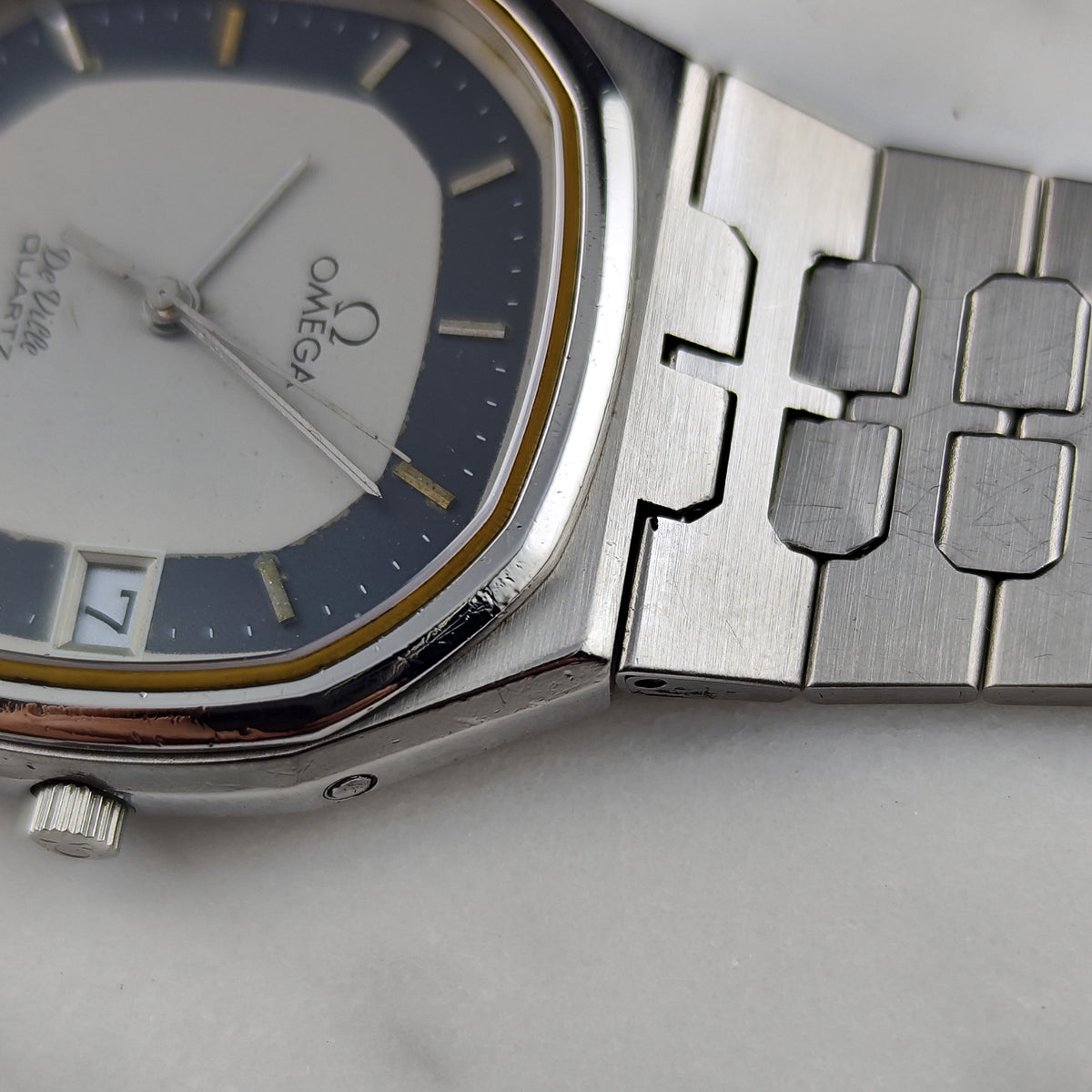 Omega De Ville Quartz Silver Dial Blue Ring 1979 – Bild 13