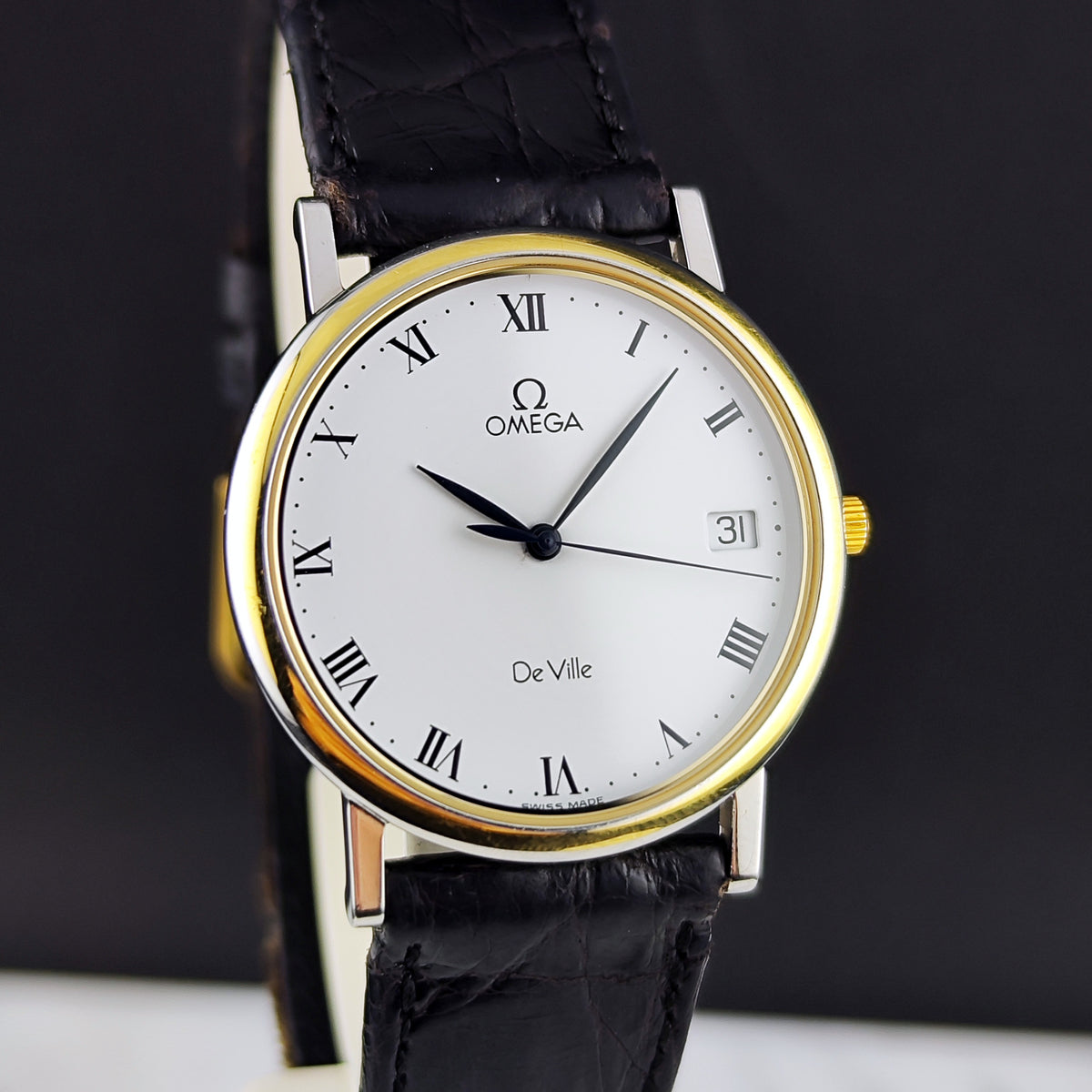 Omega De Ville Two Tone White Dial 1993 with Box – Vorderansicht mit Zifferblatt