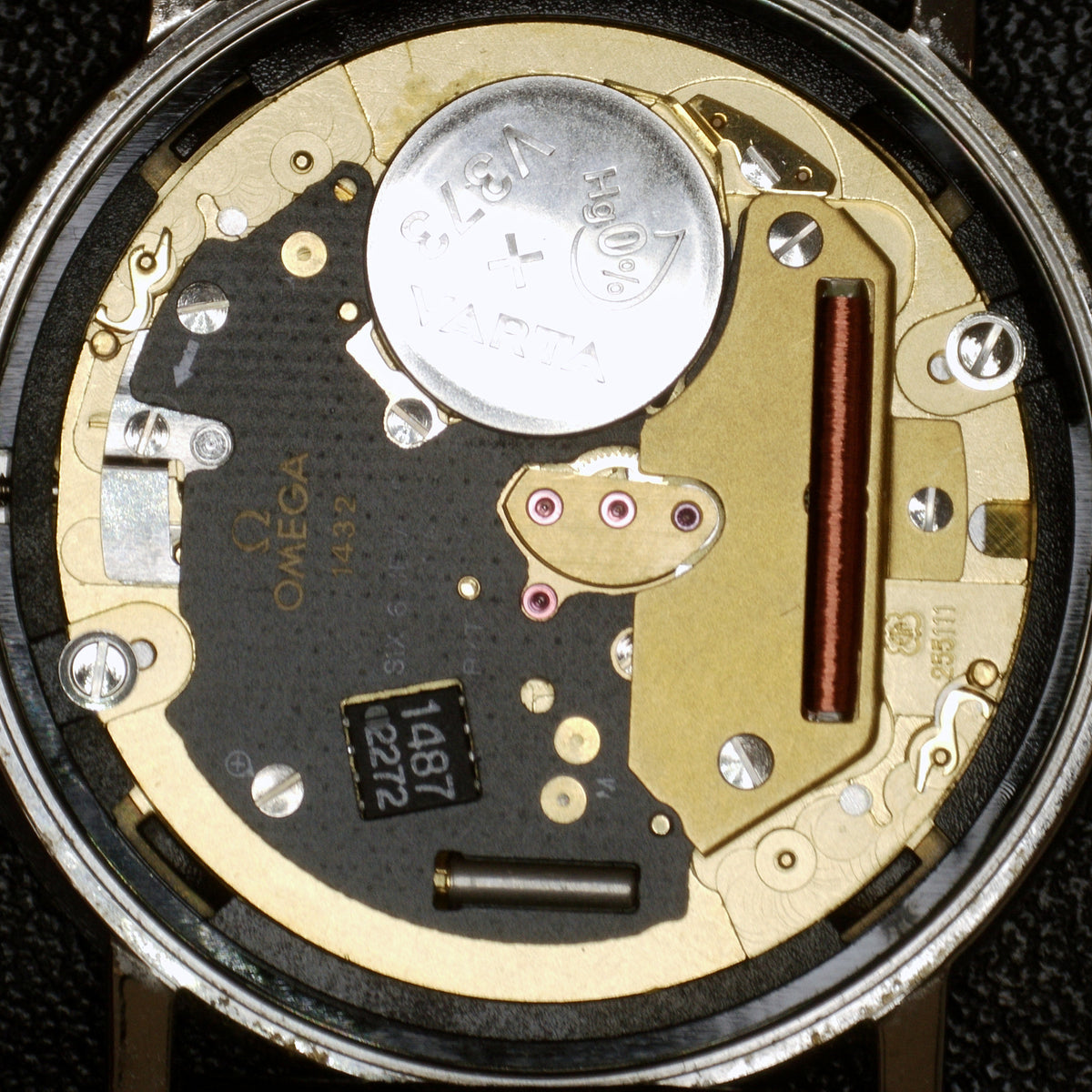 Omega De Ville Two Tone White Dial 1993 with Box – Uhrwerk von der Rückseite