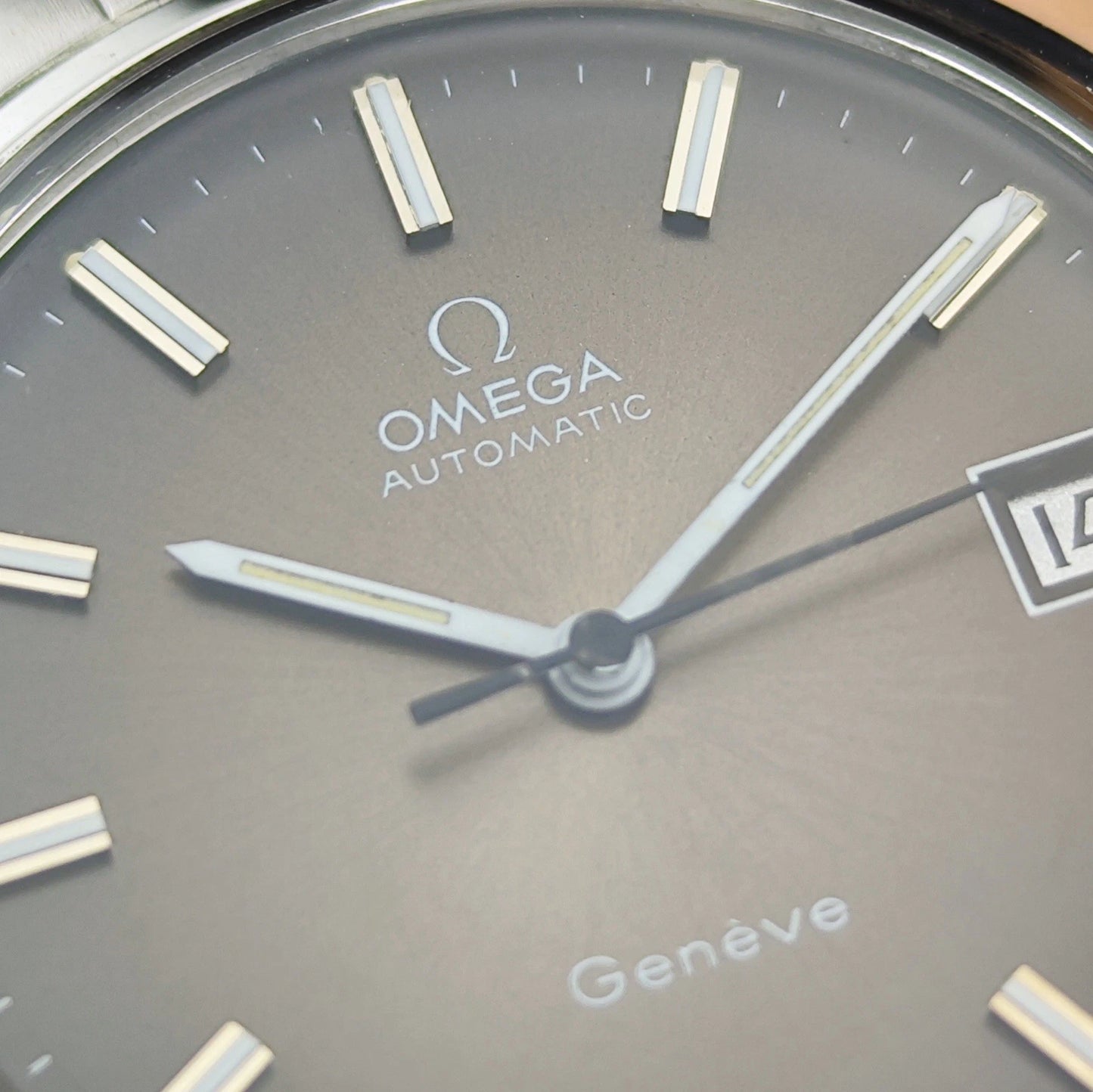 OMEGA Genève Automatic Steel Bracelet Super Rare Brown Dial [REF. 166.0163]