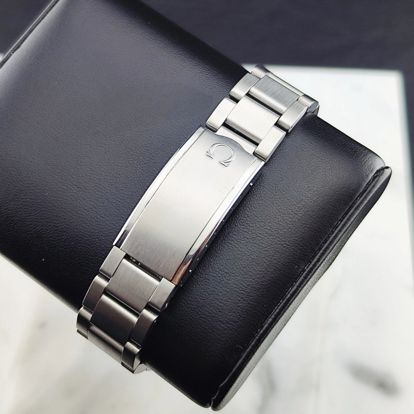OMEGA Genève Automatic Date Steel Bracelet [REF. 166.0174]
