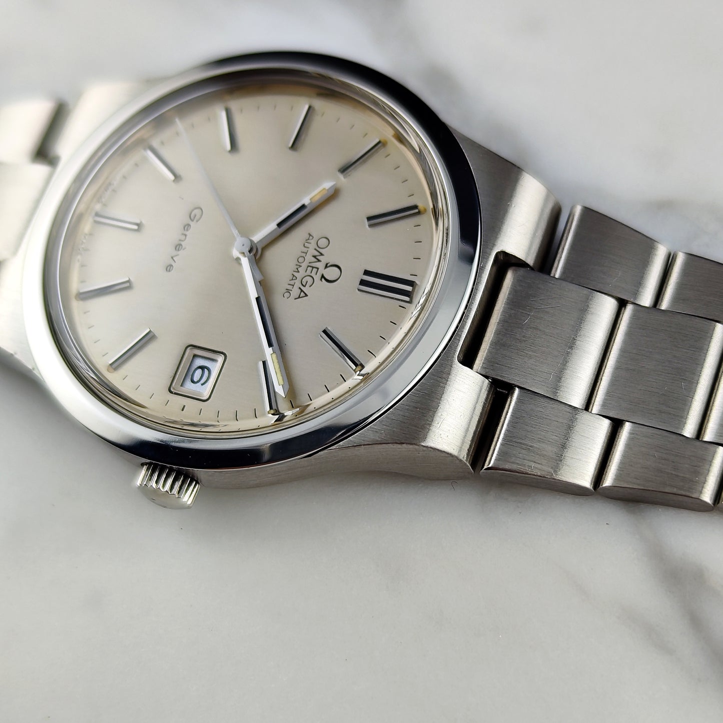 Omega Genéve Automatic Date Creme Dial Steel Bracelet 1973 Serviced 08/2026 [REF. 166.0173]