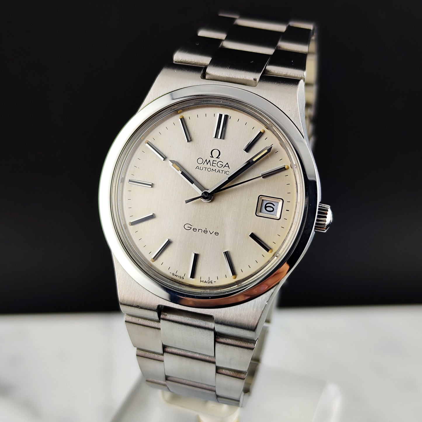 Omega Genéve Automatic Date Creme Dial Steel Bracelet 1973 Serviced 08/2026 [REF. 166.0173]