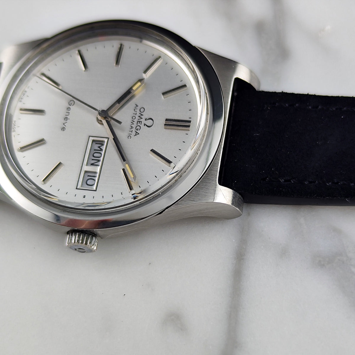 Omega Genéve Automatic Day-Date Silver Dial Mint+ 1977 Serviced 10/2026 – Bild 9