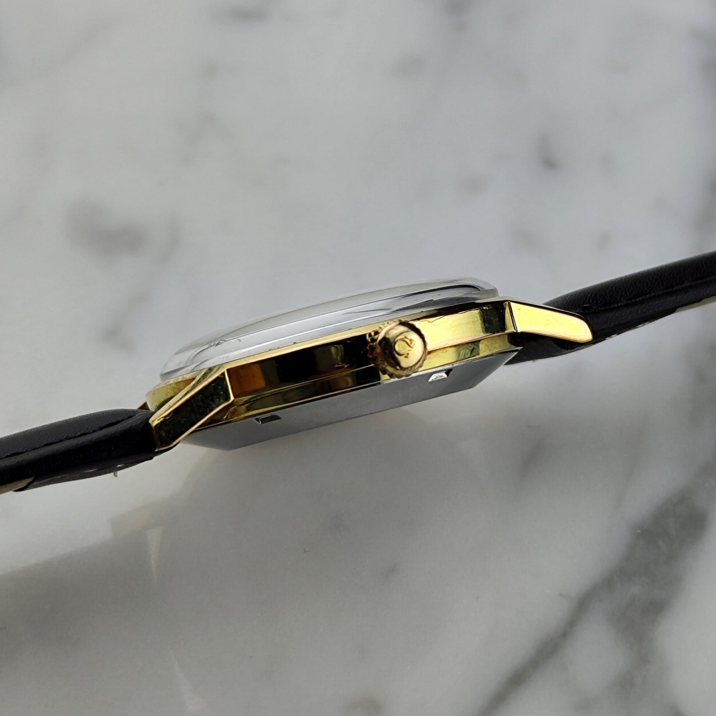 OMEGA Genéve Automatic Gold Date [REF. 166.070]