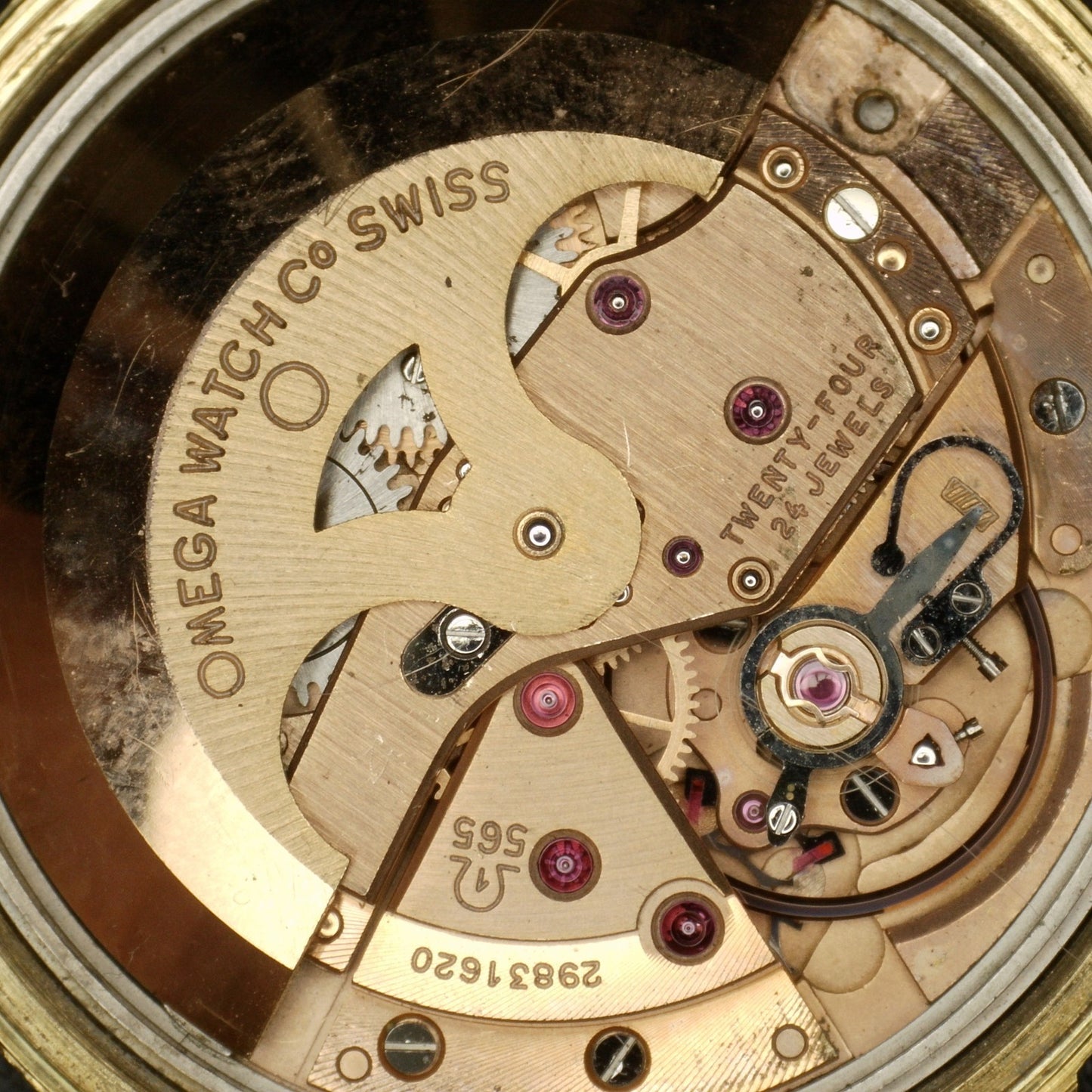 OMEGA Genéve Automatic Gold White Dial 1969 [REF. 166.070]