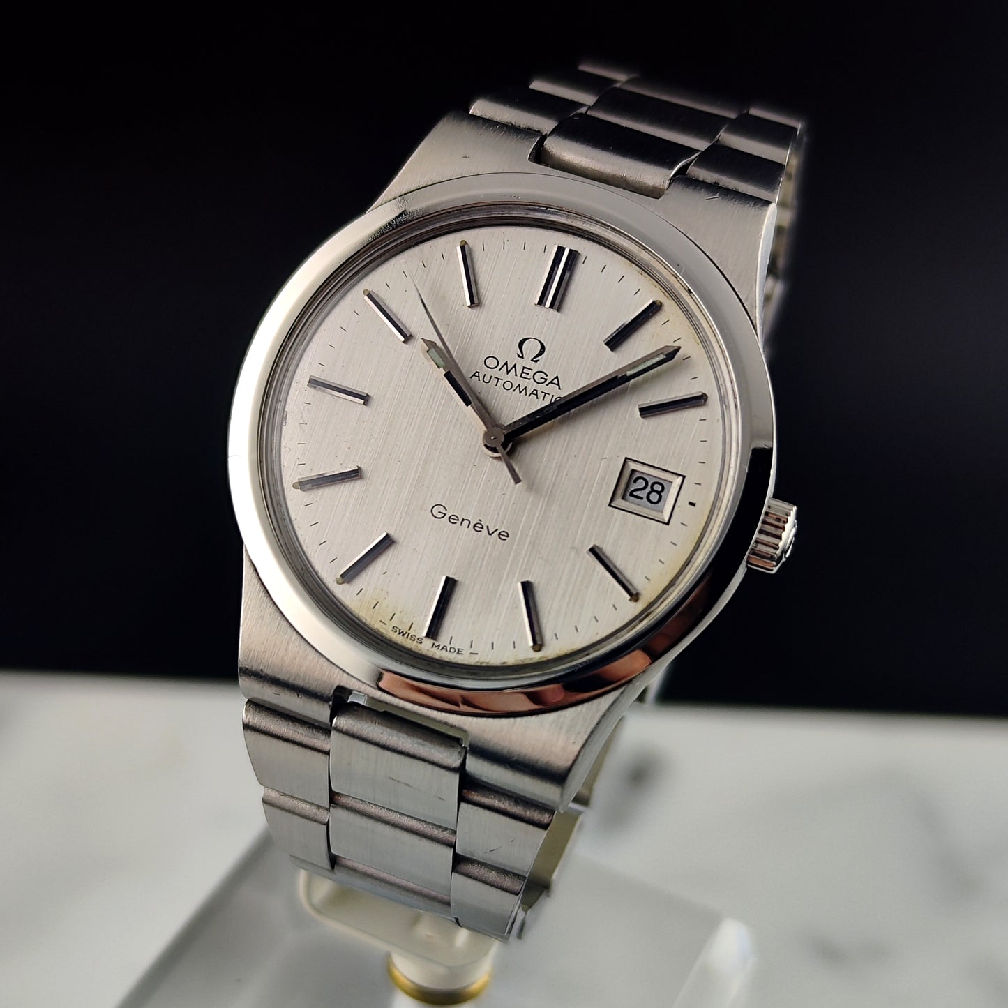 OMEGA Genéve Automatic Silver Line Date 1973 Serviced 03/2026 [REF. 166.0173]