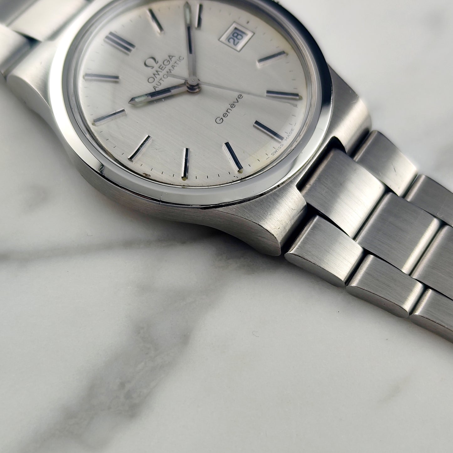OMEGA Genéve Automatic Silver Line Date 1973 Serviced 03/2026 [REF. 166.0173]