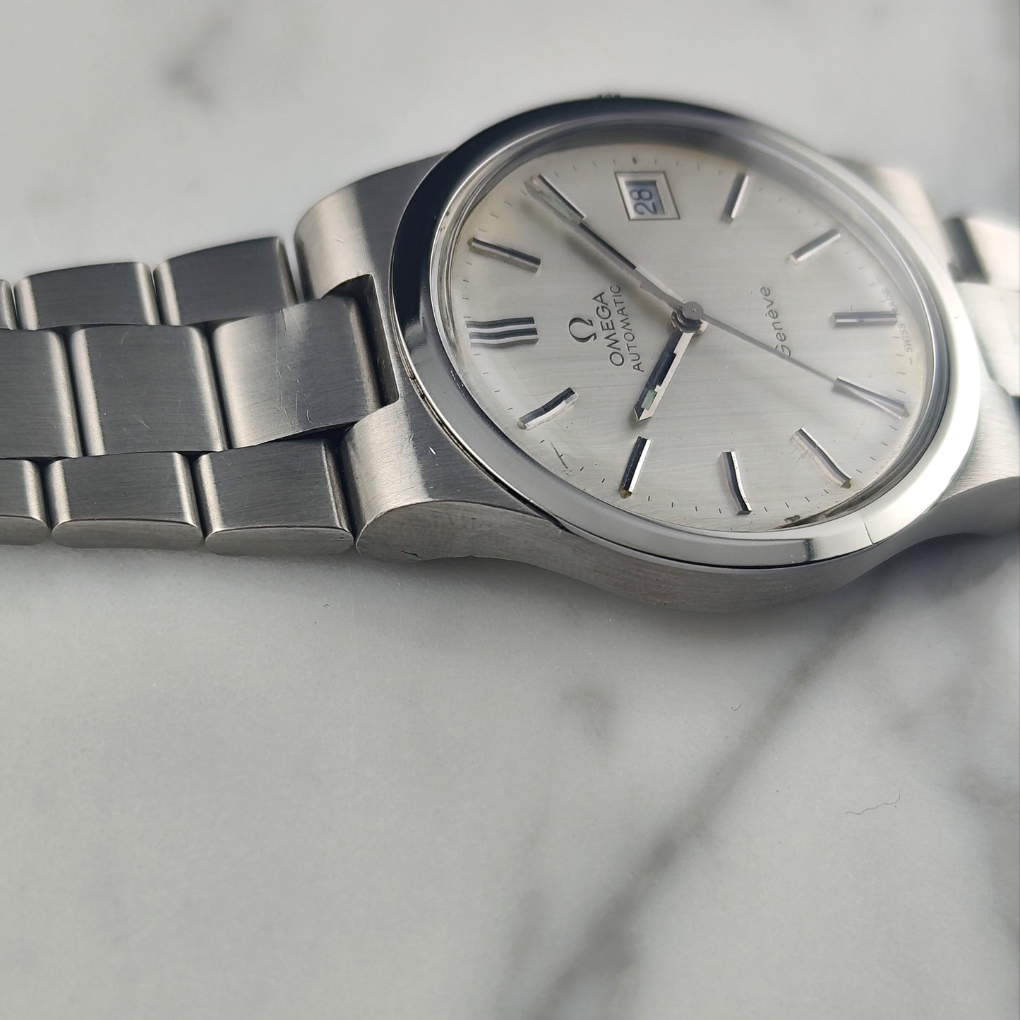 OMEGA Genéve Automatic Silver Line Date 1973 Serviced 03/2026 [REF. 166.0173]