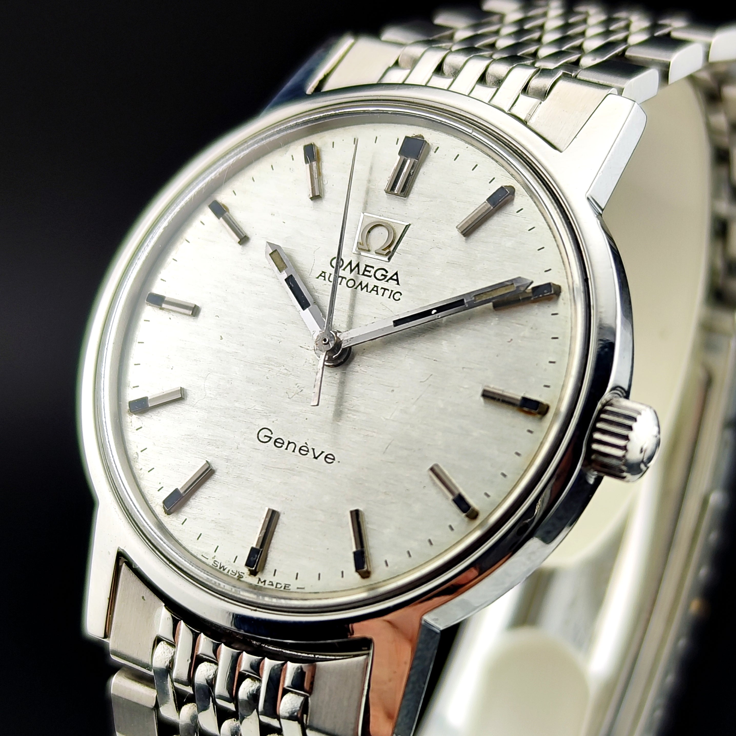 OMEGA Genève Automatic Rare White Mosaic Dial 1969 – Ref. 165.070