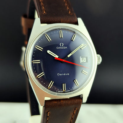 Omega Genéve Blue Dial Rare 1968 Serviced 10/2026 – Vorderansicht mit blauem Zifferblatt