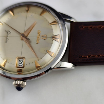 Omega Genéve Crosshair Dial 1961 – Seitenansicht mit Krone und Zifferblatt