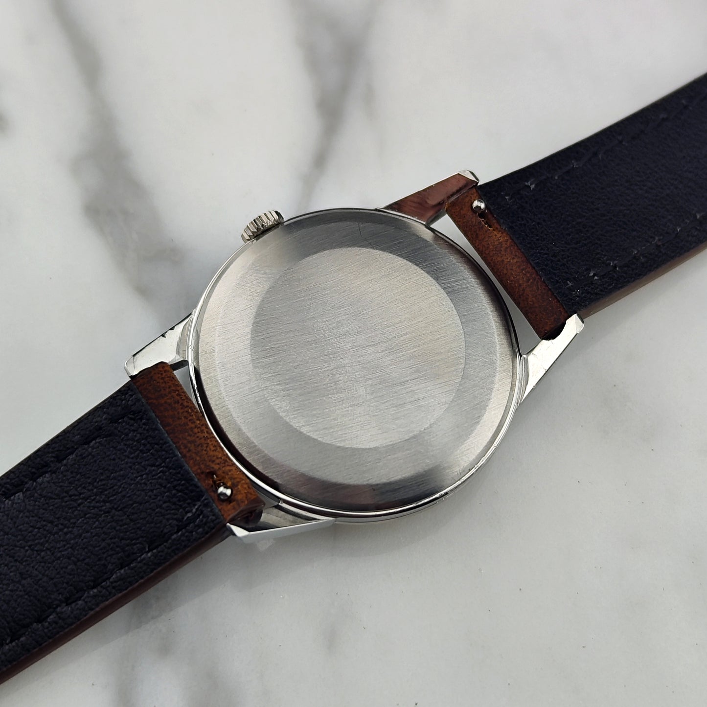 OMEGA Genéve Crosshair Dial Mint+ Serviced 01/2026 [REF. 14392]
