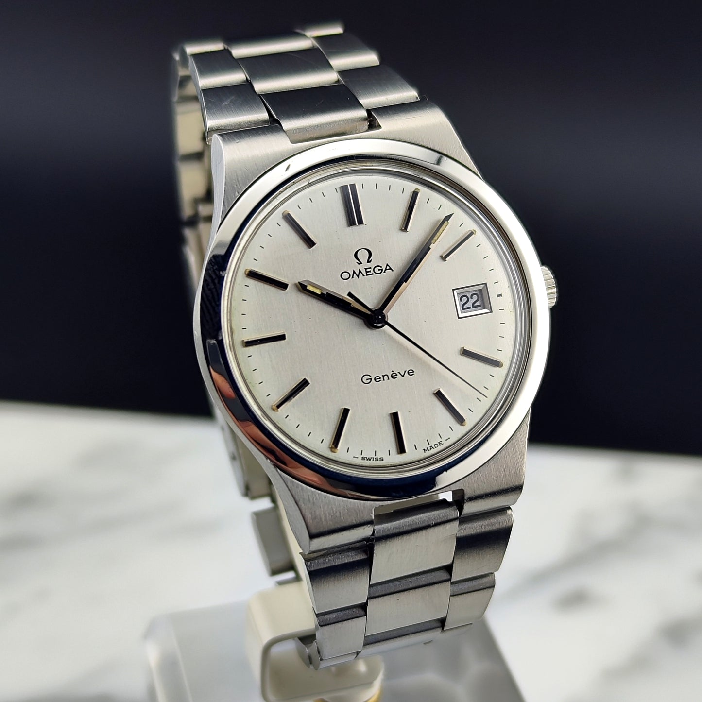 OMEGA Genéve Date Silver Dial Steel Bracelet [REF. 136.0103]