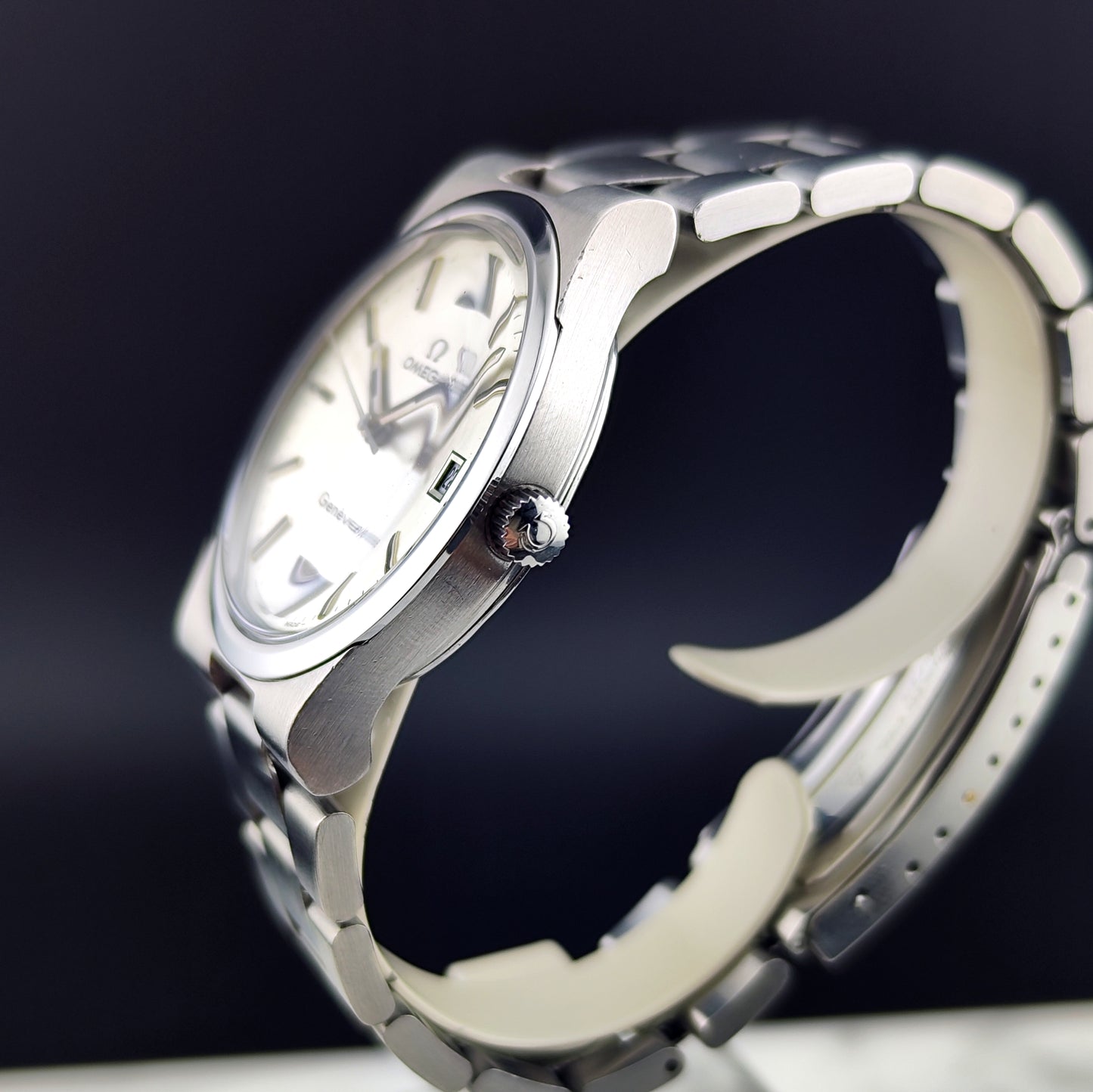 OMEGA Genéve Date Silver Dial Steel Bracelet [REF. 136.0103]