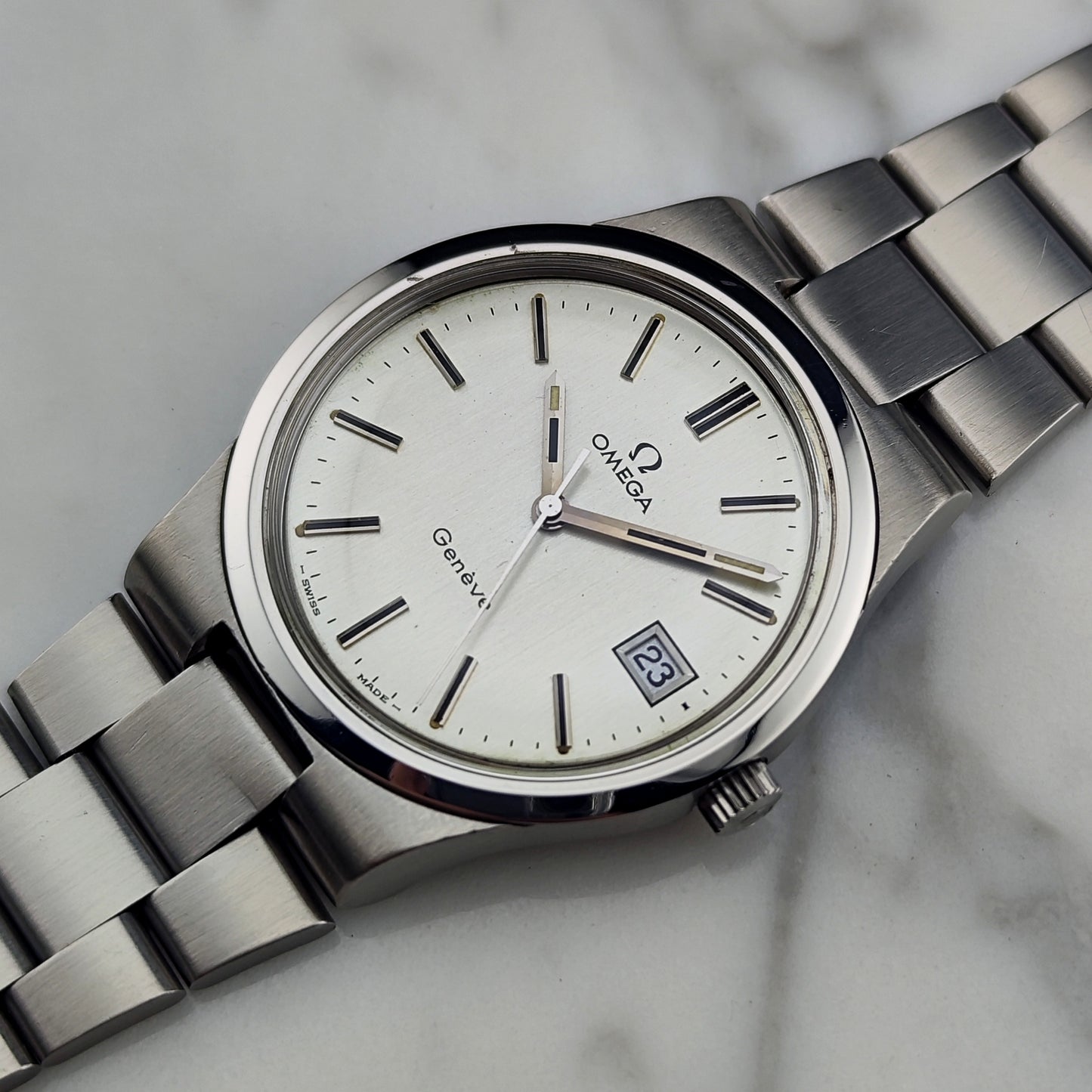 OMEGA Genéve Date Silver Dial Steel Bracelet [REF. 136.0103]