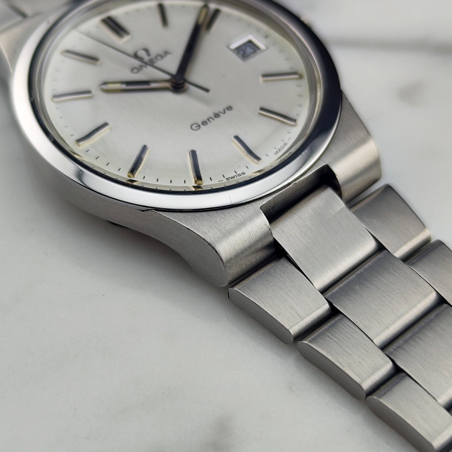 OMEGA Genéve Date Silver Dial Steel Bracelet [REF. 136.0103]