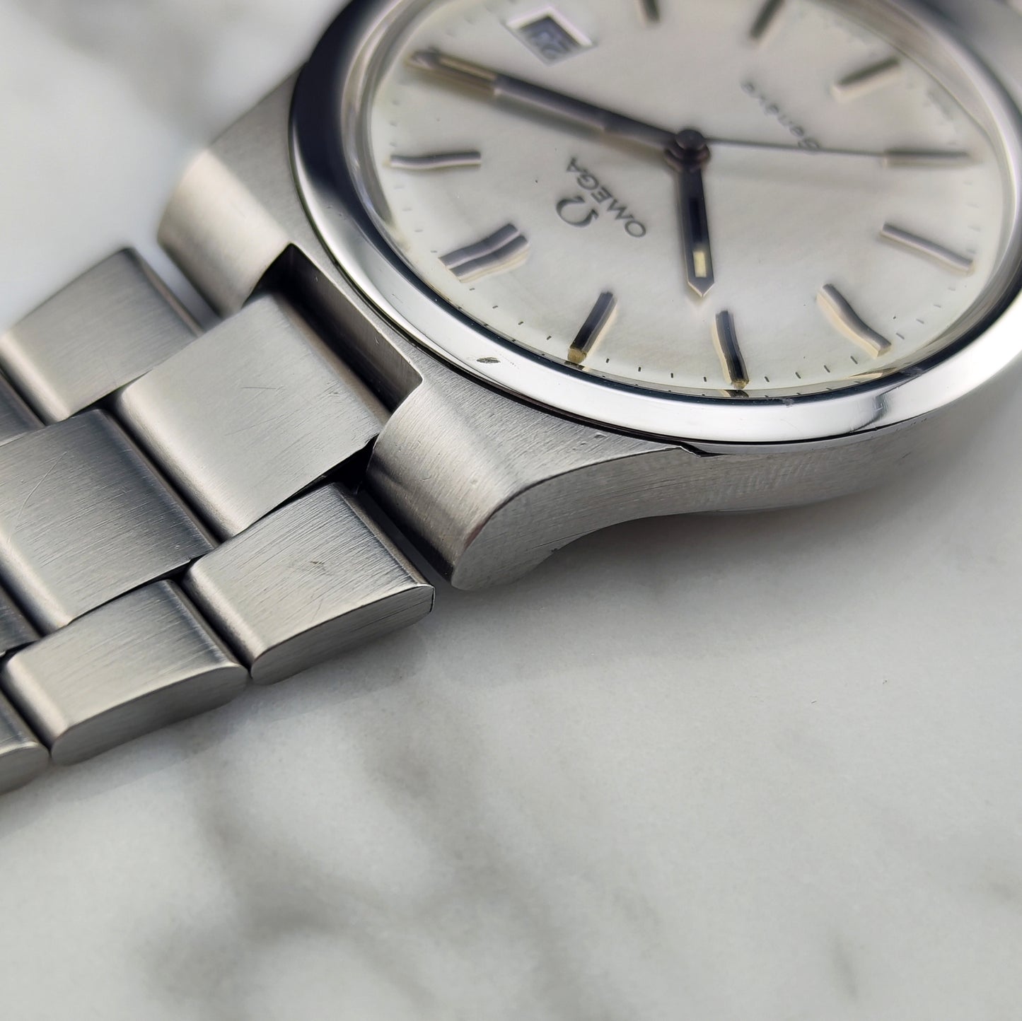 OMEGA Genéve Date Silver Dial Steel Bracelet [REF. 136.0103]