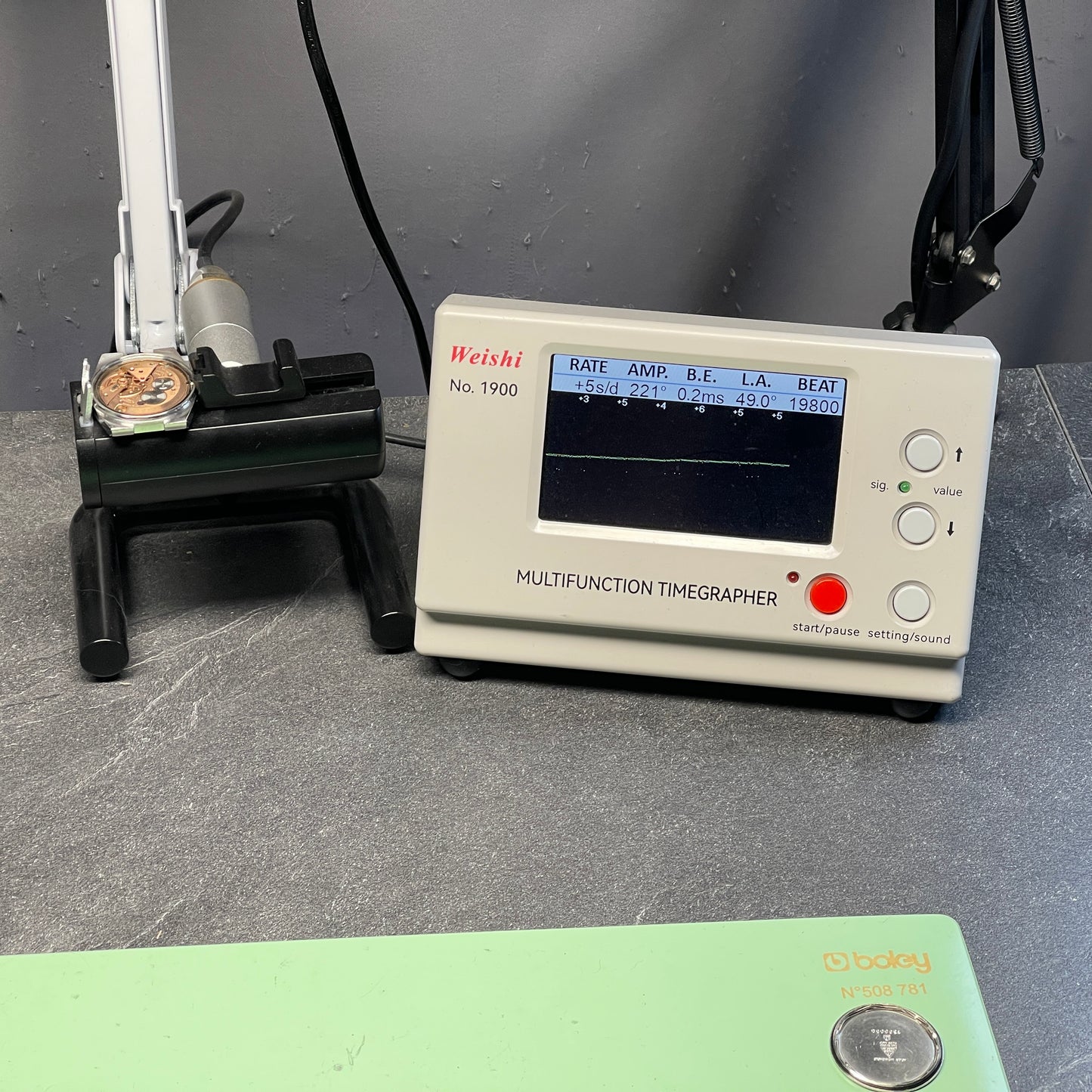 OMEGA Genéve Date Steel Bracelet [REF. 136.0050]