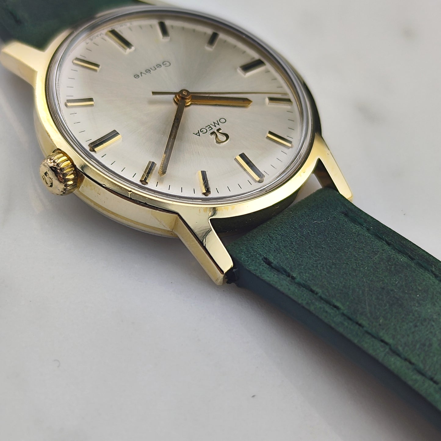 OMEGA Genéve Gold White Dial Green Strap Mint+ Serviced [REF. 135.070]