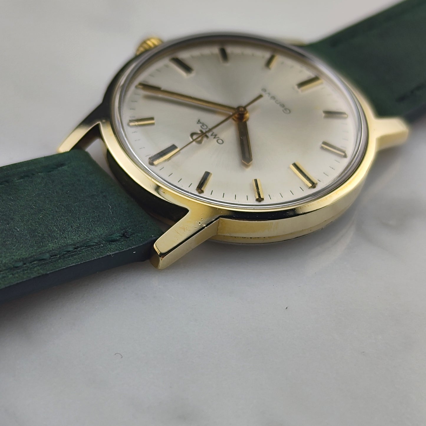 OMEGA Genéve Gold White Dial Green Strap Mint+ Serviced [REF. 135.070]
