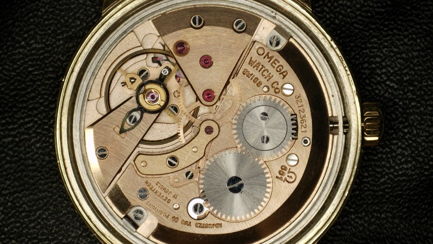 OMEGA Genève Gold White Dial [REF. 135.070]
