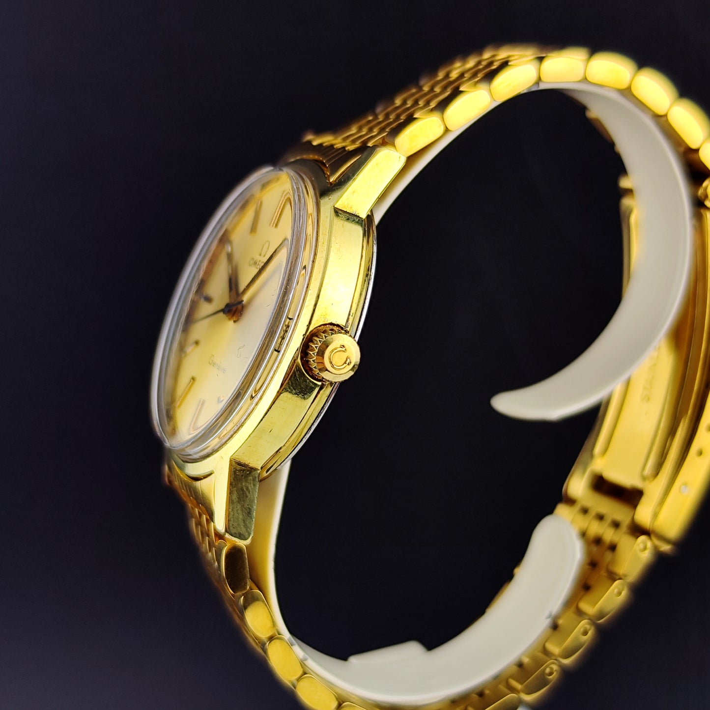 OMEGA Genéve Gold Dial 1972 [REF. 136.0098]