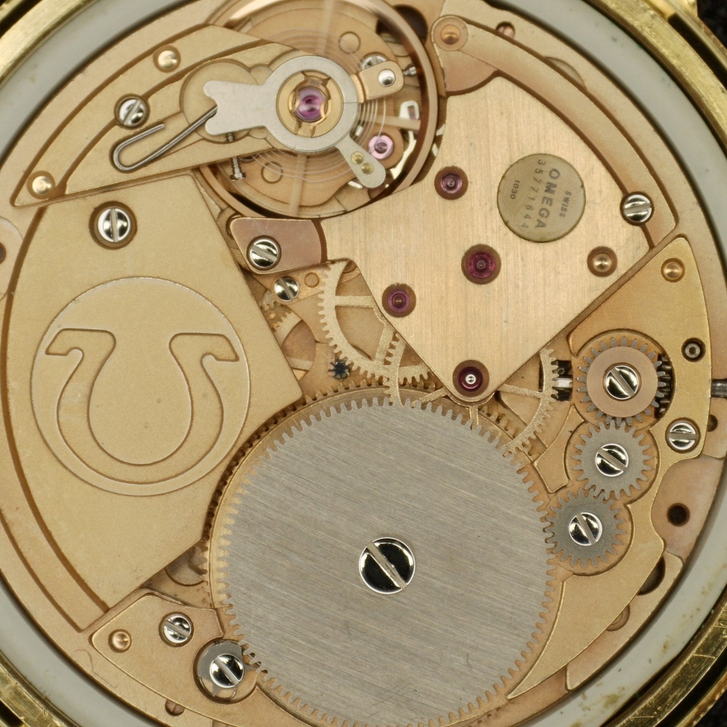 OMEGA Genéve Gold Dial Date 1972 Serviced 03/2026 [REF. 136.0104]