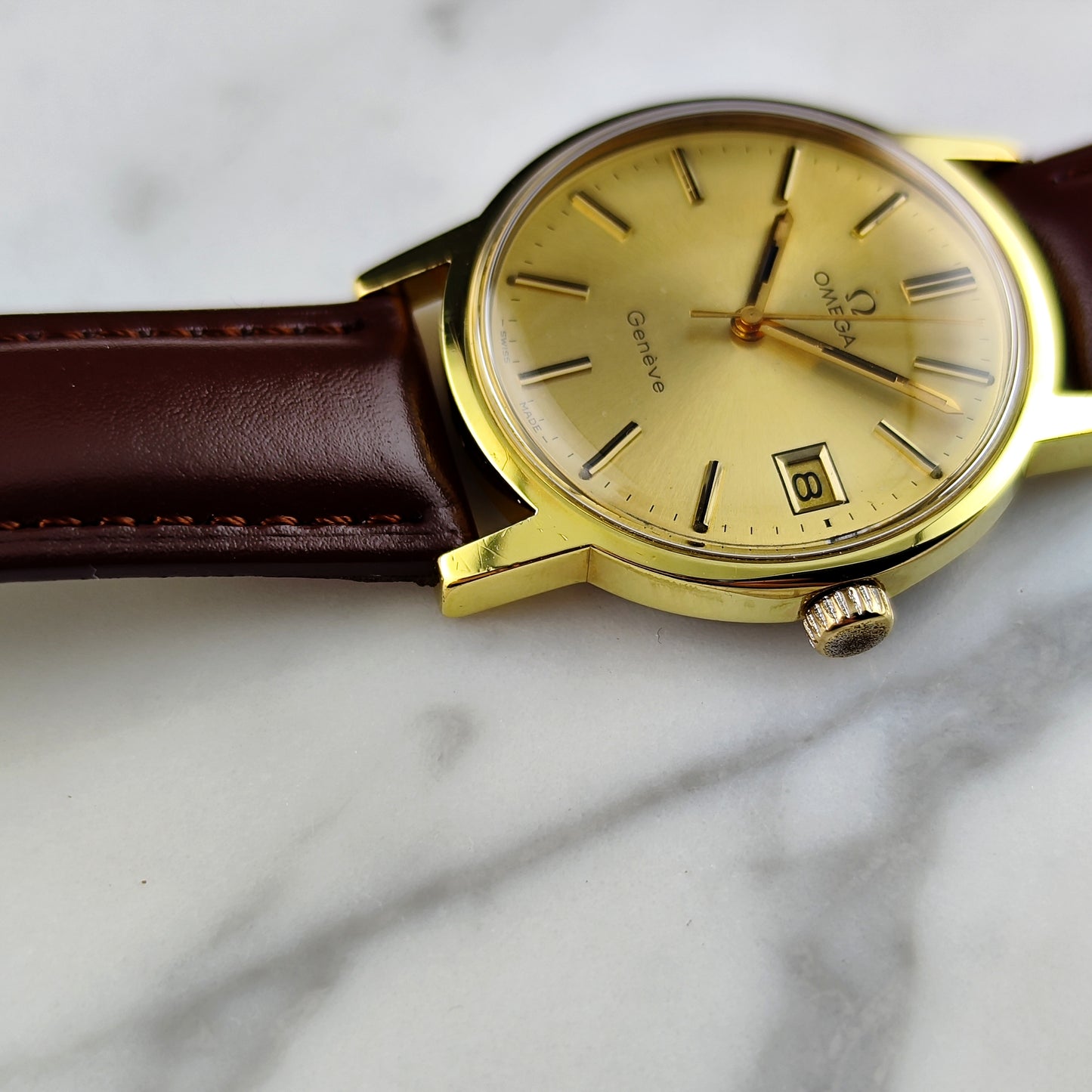 OMEGA Genéve Gold Dial Date 1972 Serviced 03/2026 [REF. 136.0104]