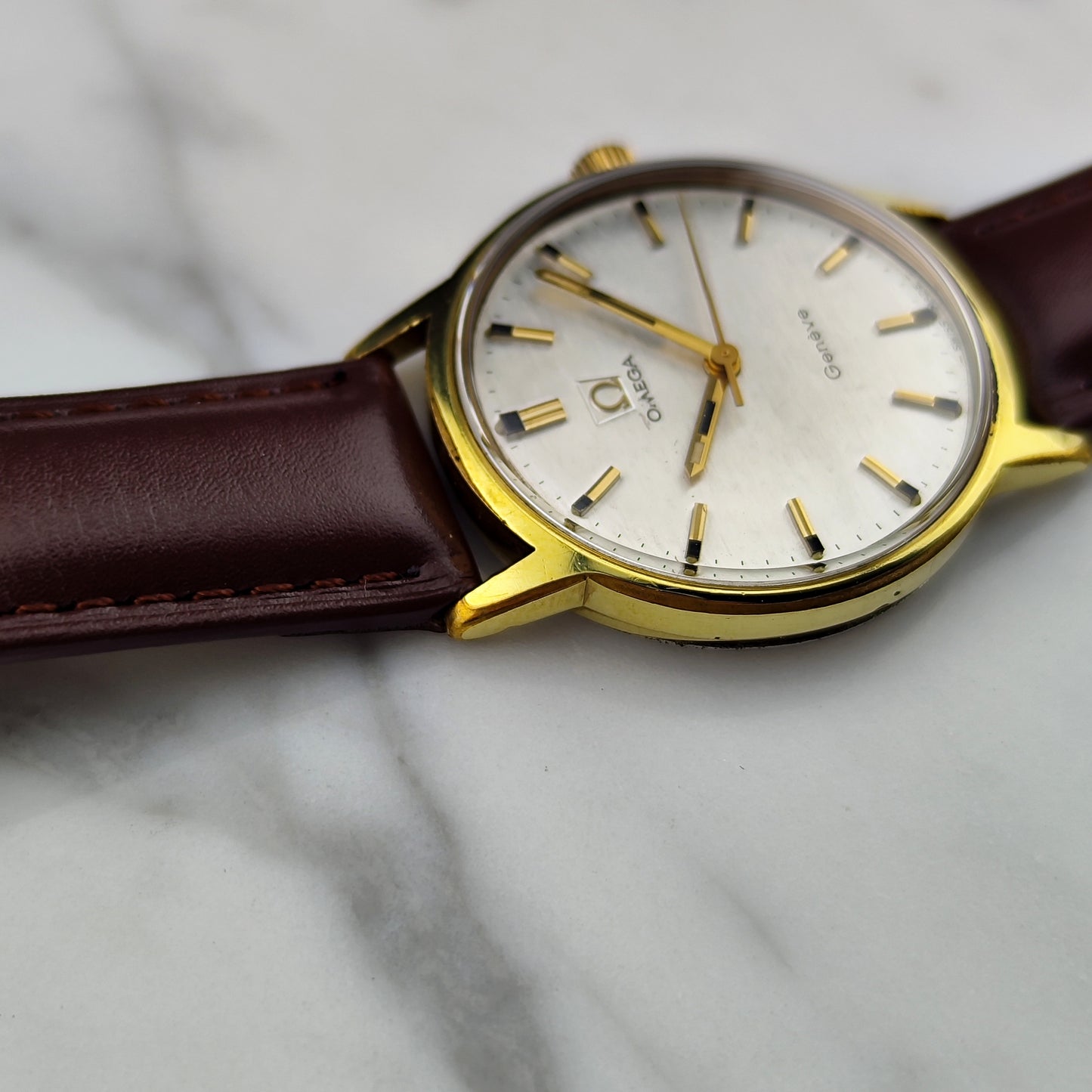OMEGA Genéve Gold Rare Mosaic Dial White 1970 [REF. 135.070]