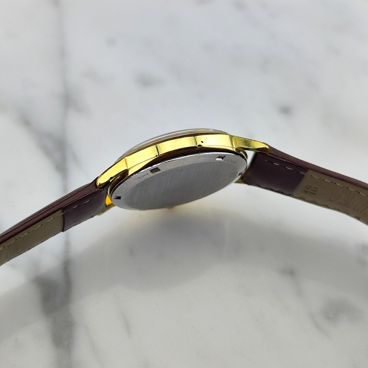 OMEGA Genéve Gold Rare Mosaic Dial White 1970 [REF. 135.070]