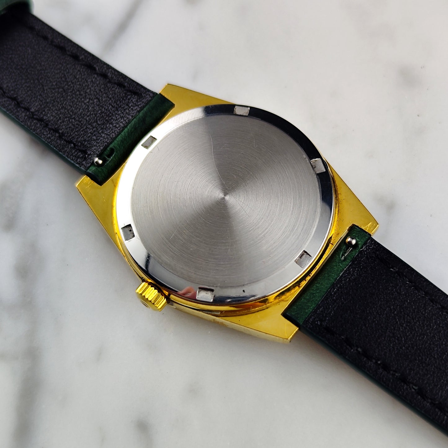 OMEGA Genève Gold White Dial Green Strap 1972 Serviced 05/2026 [REF. 136.0049]