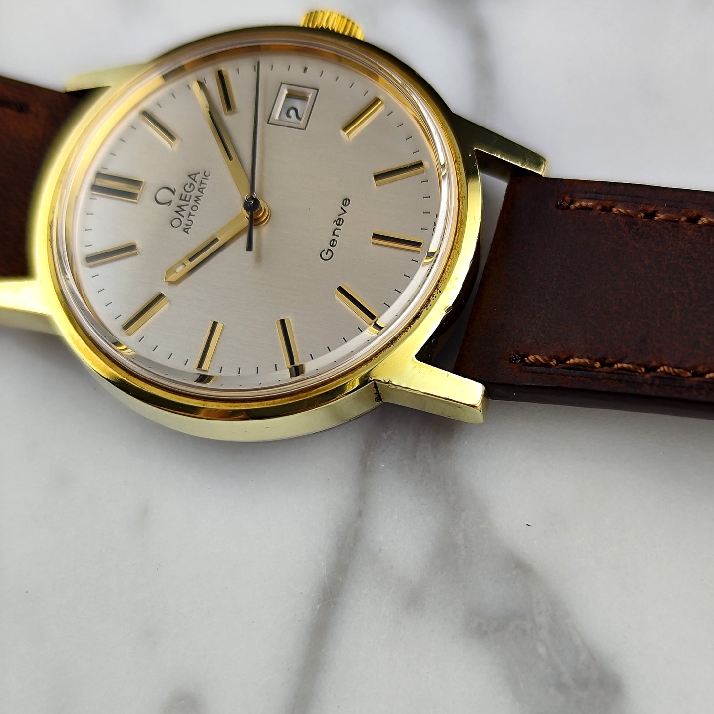 Omega Genéve Gold White Linen Dial 1972 Serviced 07/2026 [REF. 166.0098]