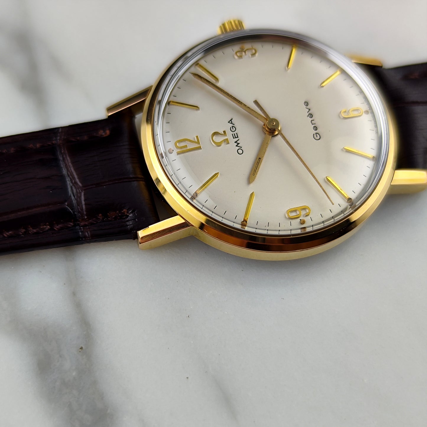 Omega Genéve Gold White Numbers Dial 1967 [REF. 131.018]