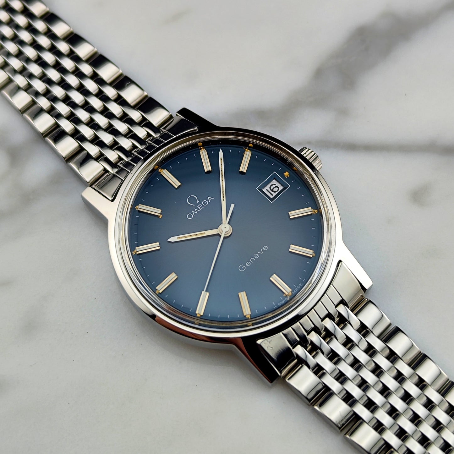 OMEGA Genéve Rare Blue Dial with Box [REF. 136.0099]