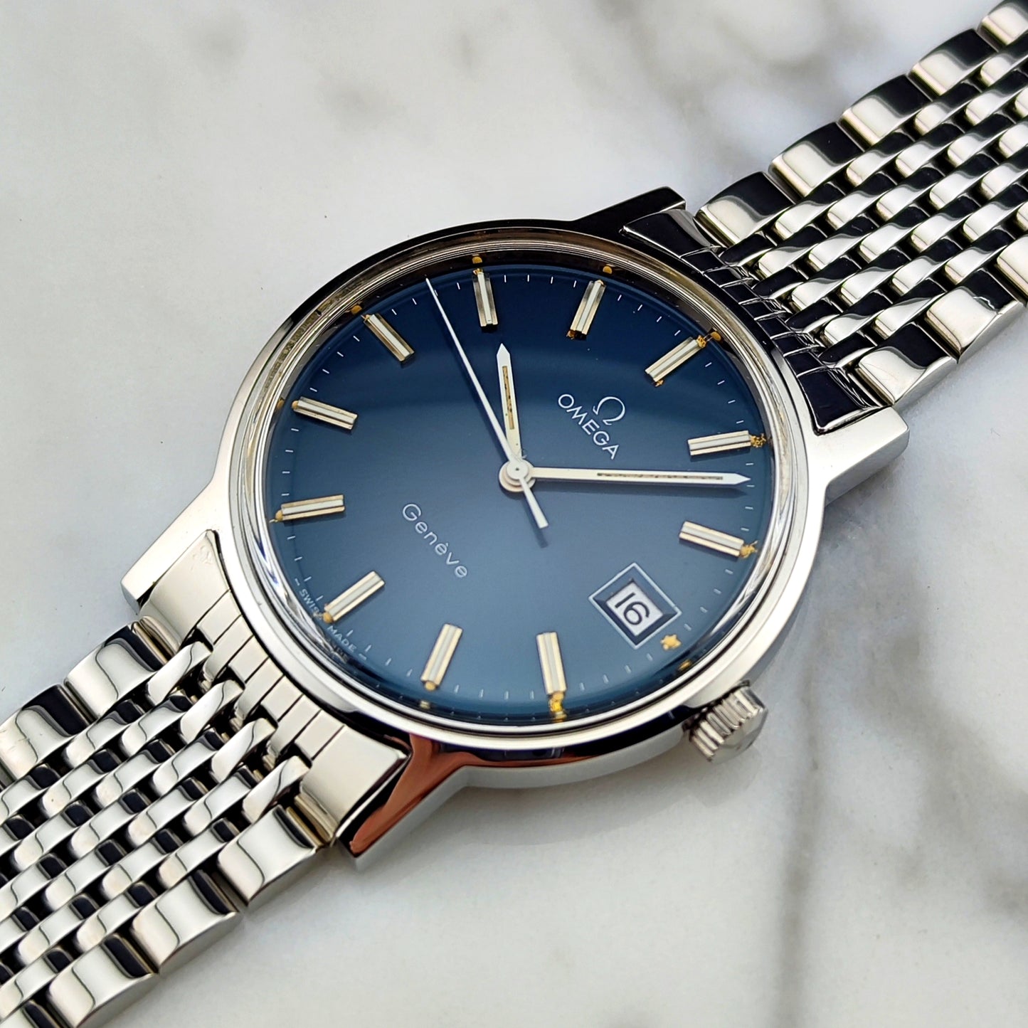 OMEGA Genéve Rare Blue Dial with Box [REF. 136.0099]