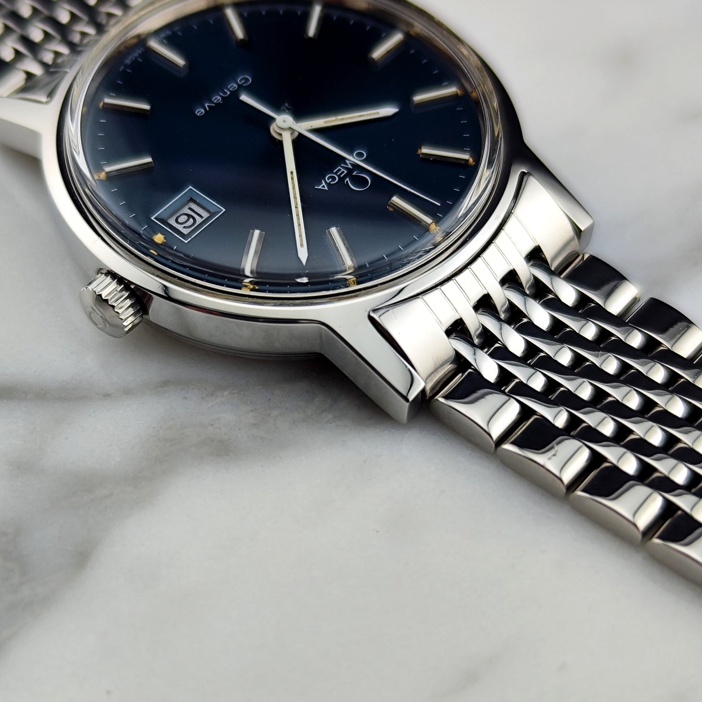 OMEGA Genéve Rare Blue Dial with Box [REF. 136.0099]