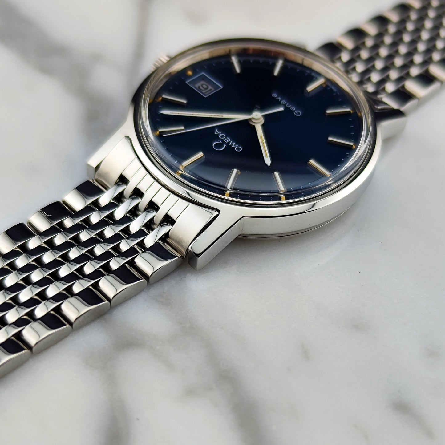 OMEGA Genéve Rare Blue Dial with Box [REF. 136.0099]