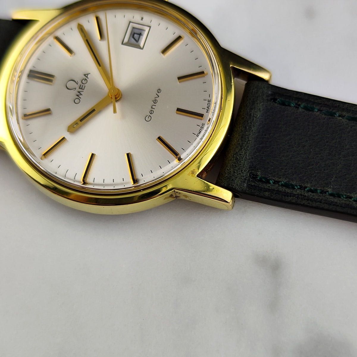Omega Genéve Gold White Dial 1974 with Box [REF. 136.0104]