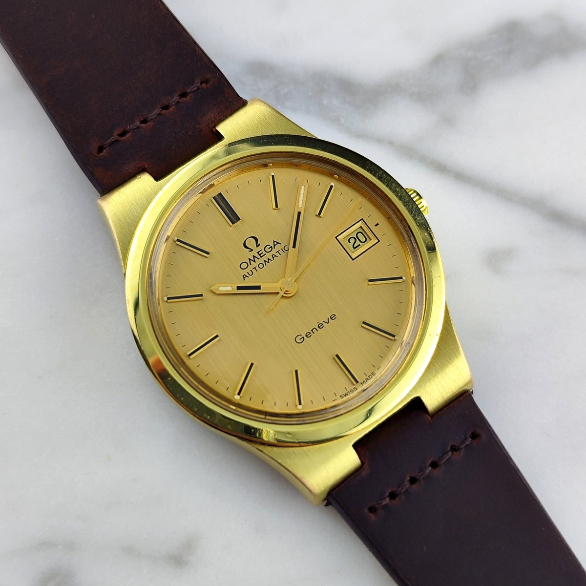 Omega Genéve Gold Dial Date 1973 [REF. 166.0173]