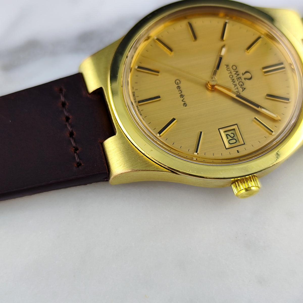 Omega Genéve Gold Dial Date 1973 [REF. 166.0173]