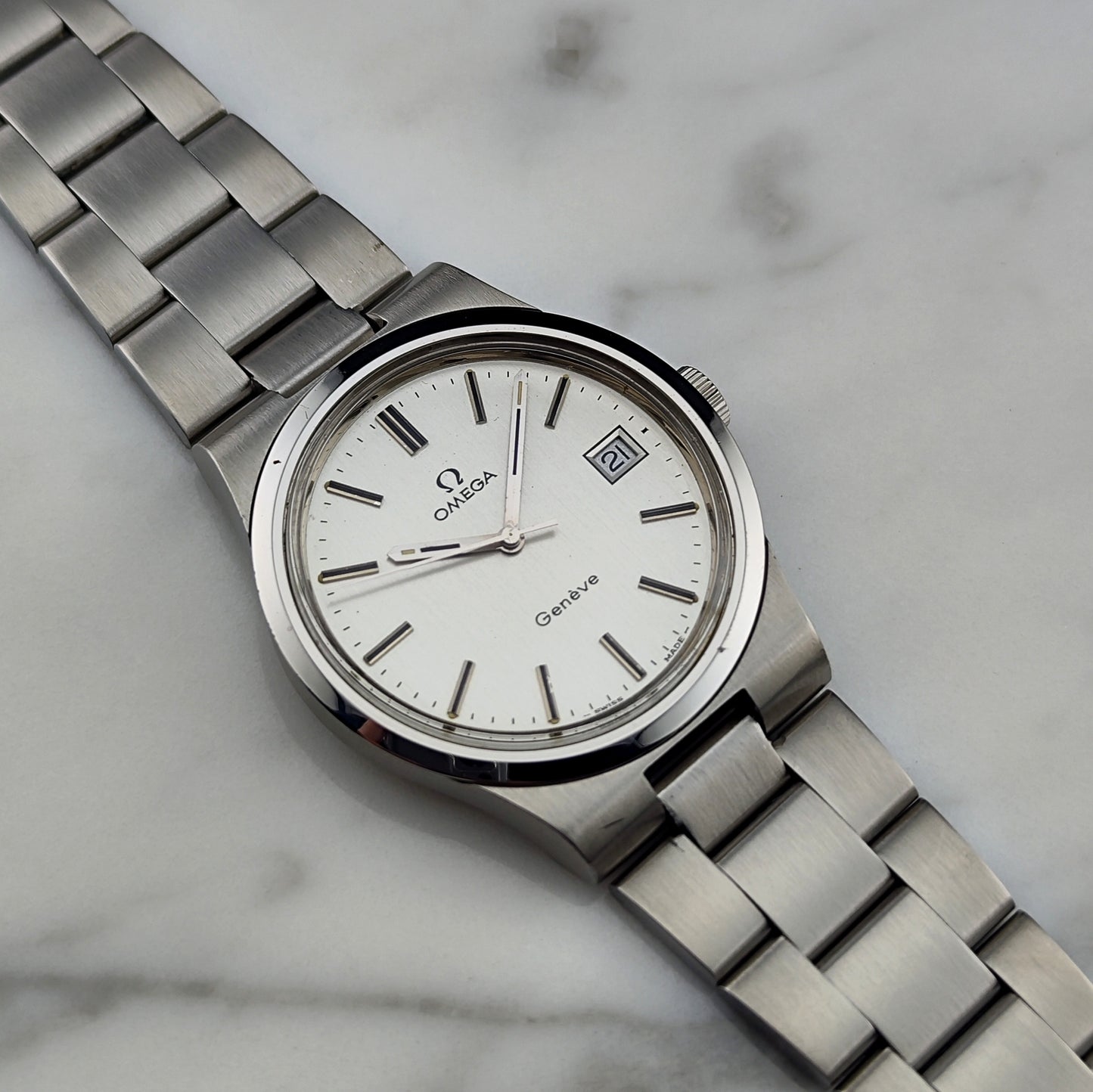 OMEGA Genève Steel Bracelet Omega Signed Crystal [REF. 136.0103]