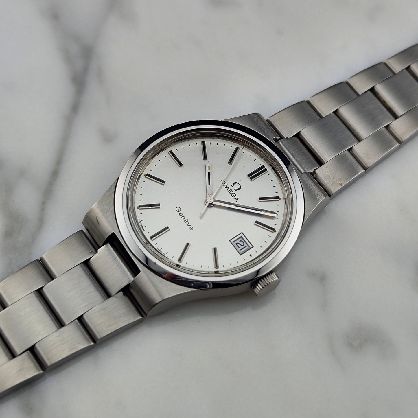 OMEGA Genève Steel Bracelet Omega Signed Crystal [REF. 136.0103]