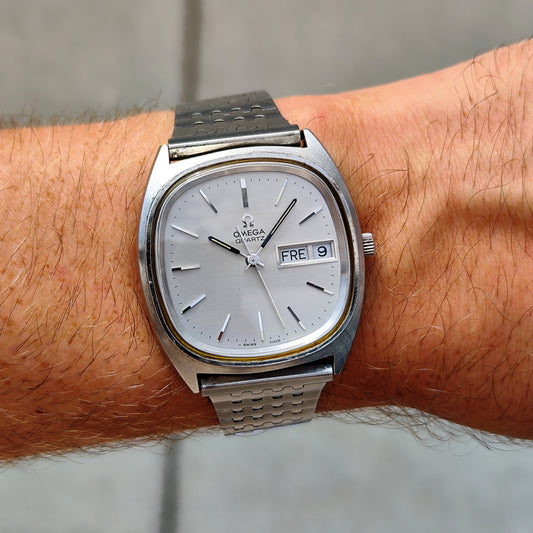 Omega Genéve Steel Quartz Silver Dial Rare German Day-Date 1973 [REF. 196.0066]